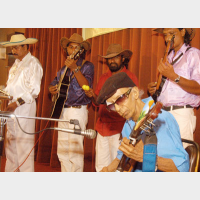 Tharuna Jeewithe Ape ( Chords )